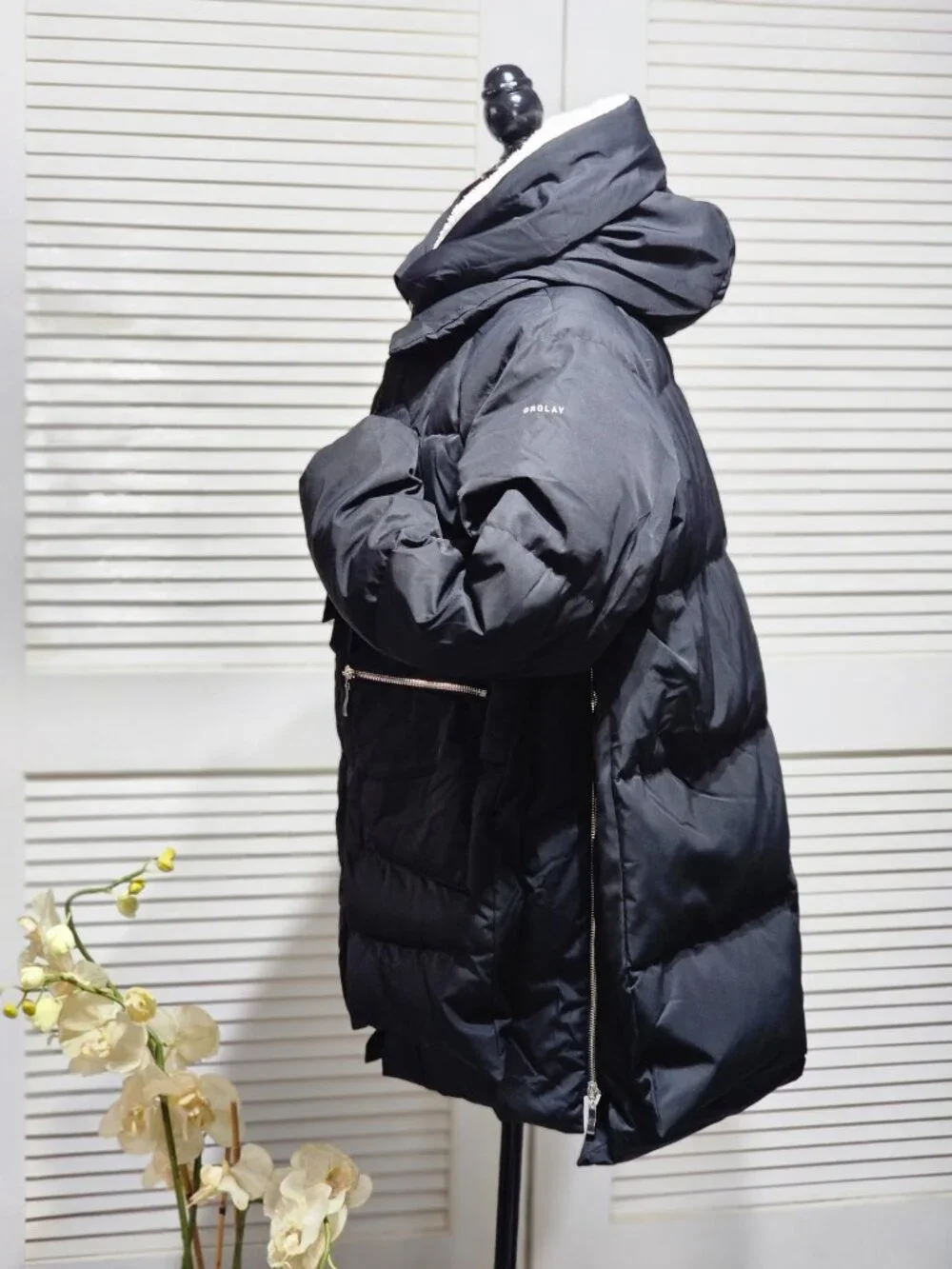 Orolay Women's Black Hooded Down Jacket With Fleece Lining Size Large 318 - Picture 7 of 16